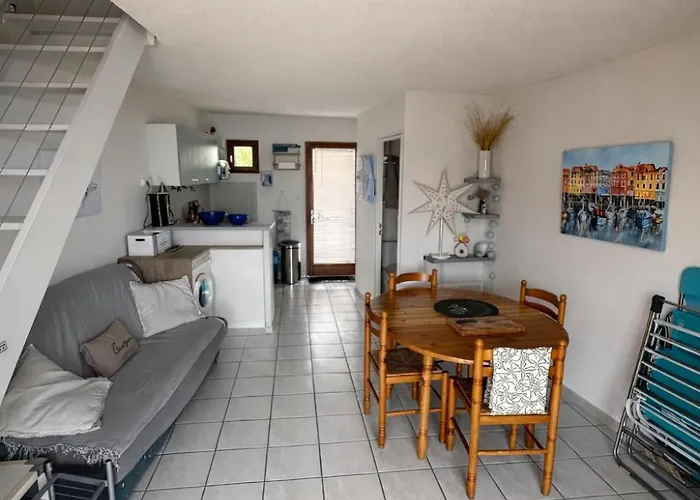 Hébergement de vacances Maison D'exception Avec Vue Sur L'étang, Résidence Lagunes Du Soleil Gruissan
